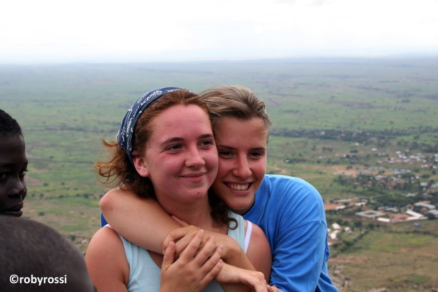 Caterina e carolina sul Monte Moroto