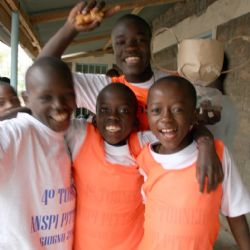 partita di calcio all'Alice Village - reportage Kenya