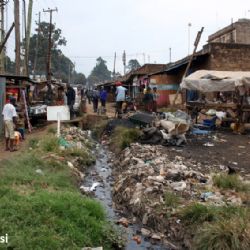 slum di Korogocho - reportage Kenya