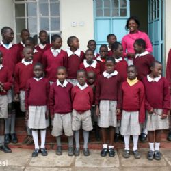 scuola allo slum di Kariobangi - reportage Kenya