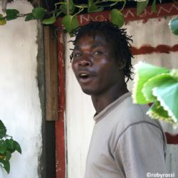 Bruno Portabene a Muyeye - Malindi - reportage Kenya