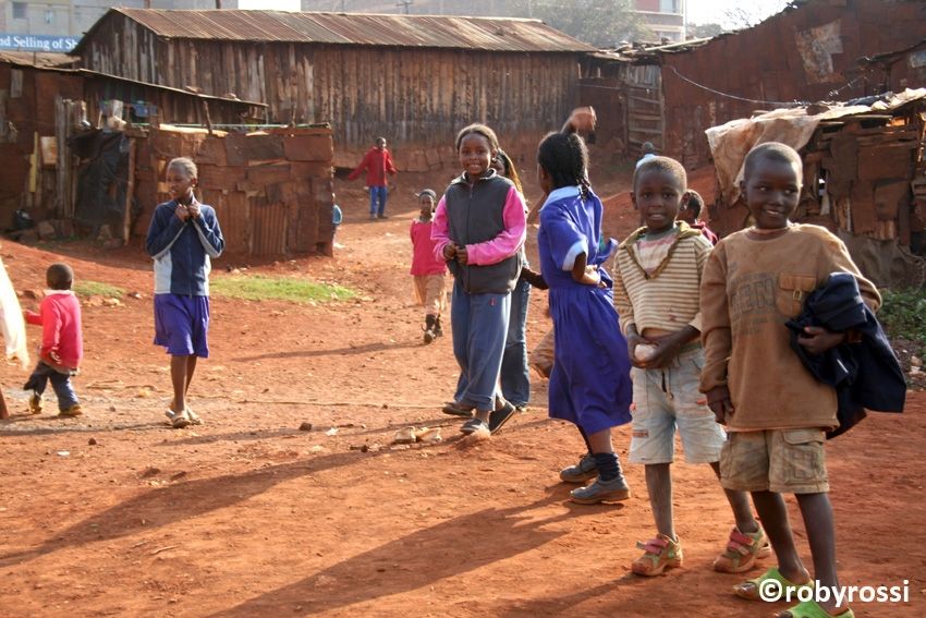 slum di Nyeri - reportage Kenya