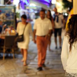 viaggio in Corsica - passeggiata di Calvi - reportage Roby Rossi