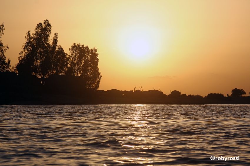 tramonto sul Niger