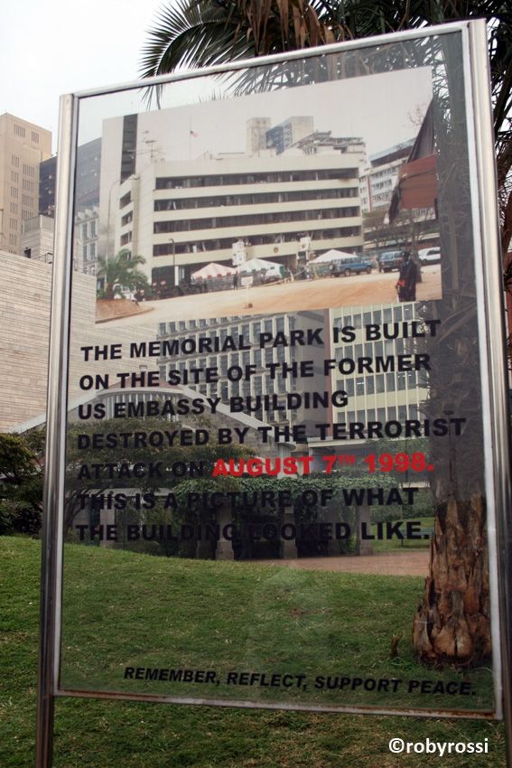 in memoria all'attentato dell'ambasciata americana