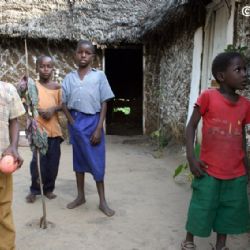 bambini al villaggio di Muyeye