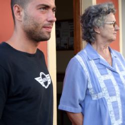 Nicolò all'orfanotrofio con Maria