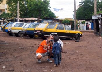 Africa, là dove c’è una mano… Africa, là dove c’è una mano…