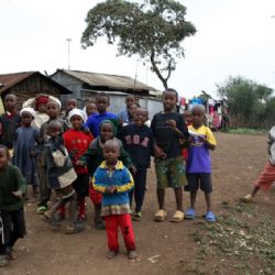 bambini allo slum di Soweto