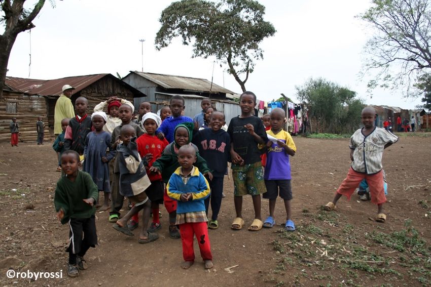 bambini allo slum di Soweto