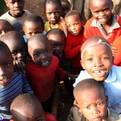 bambini allo slum di Nyeri 