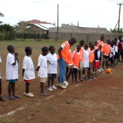 partita di calcio Alice Village Football Club - Karyobangi