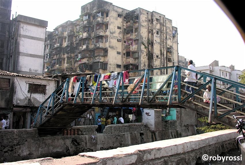 slum di Dharavi - India