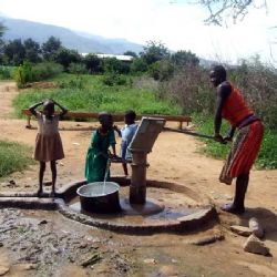 un pozzo d'acqua di Africa Mission in Karamoja