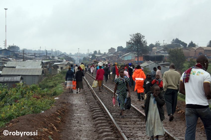 baraccopoli di Kibera - Roby Rossi